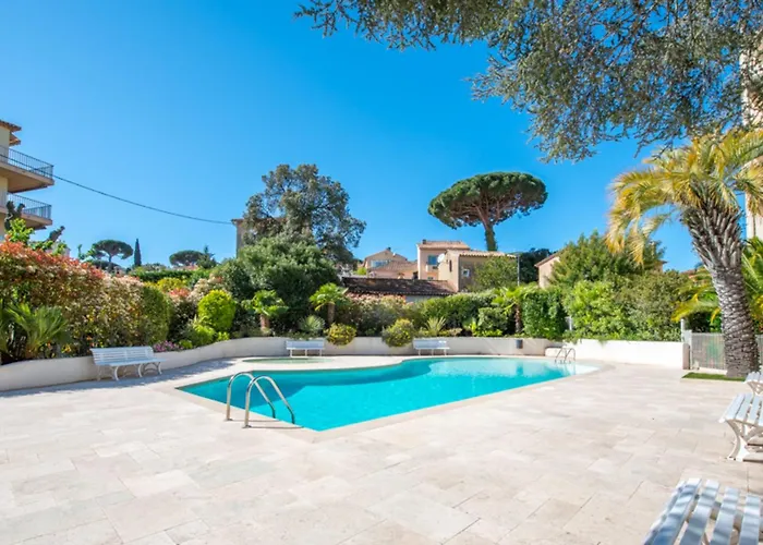 With Pool 10 Min From The Appartement Sainte-Maxime